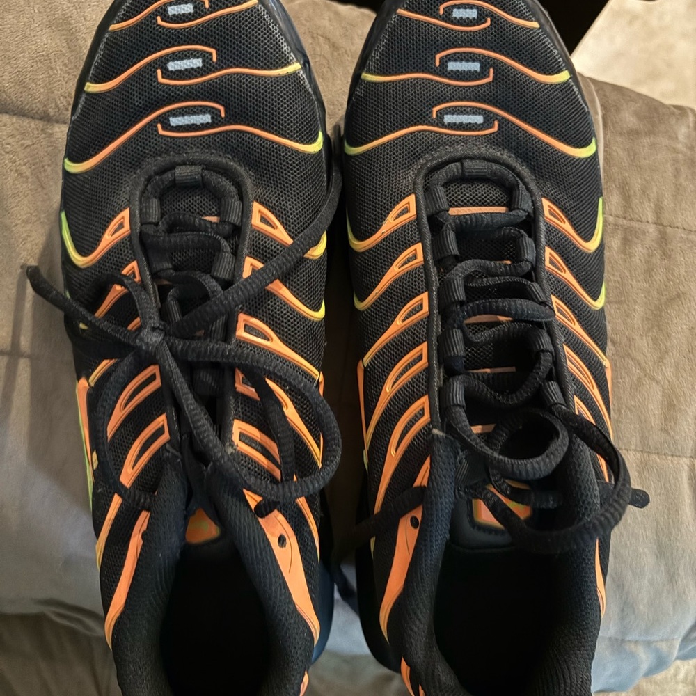 Black and Orange Athletic Shoes Vapor Max